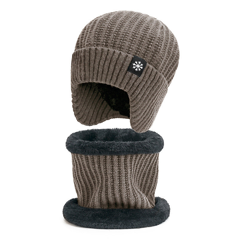 Padded Neck Knit Hat