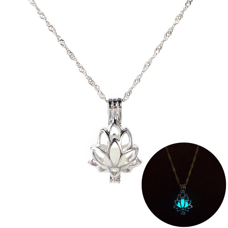 Elegant Lotus Flower Necklace