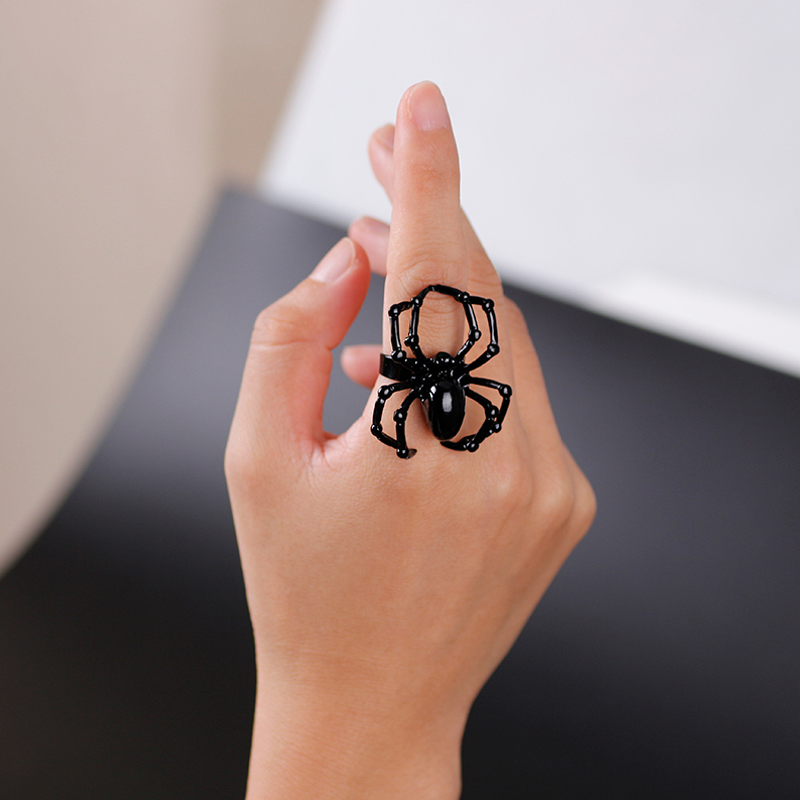 Halloween Neo-gothic Spider Ring